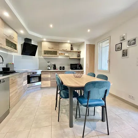 Avec Piscine 8 Personnes Apartmán *